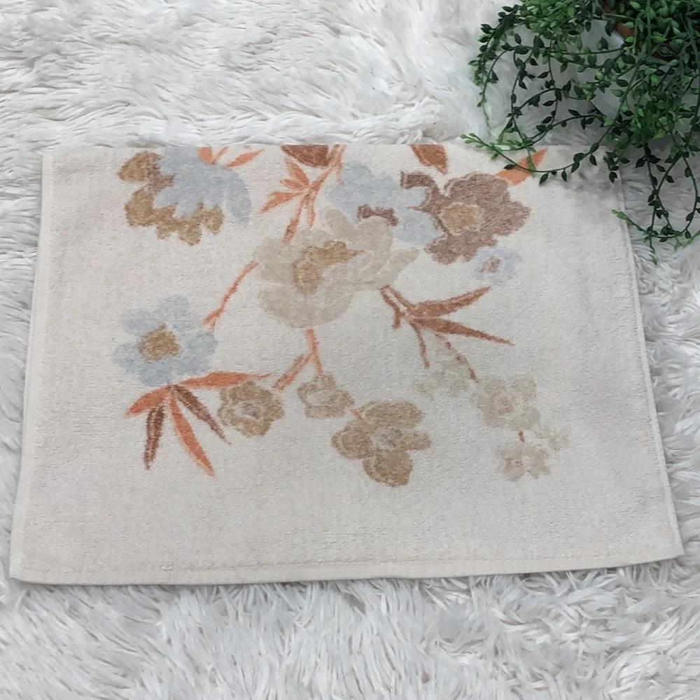 Vintage hand towel